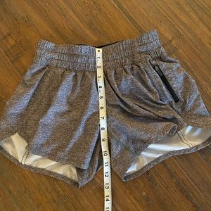 Lululemon size 6 shorts